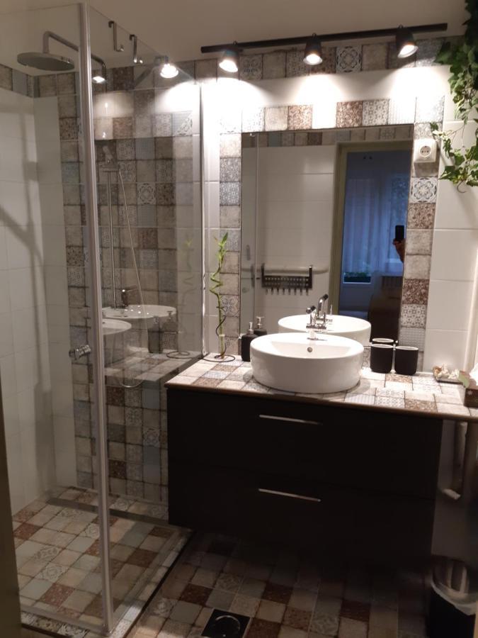 Apartment Art Deco Boedapest Buitenkant foto